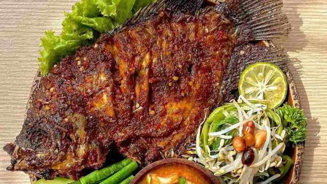 Sajian Gurih Ikan Nila Panggang: Lezat, Bergizi, dan Kaya Tradisi